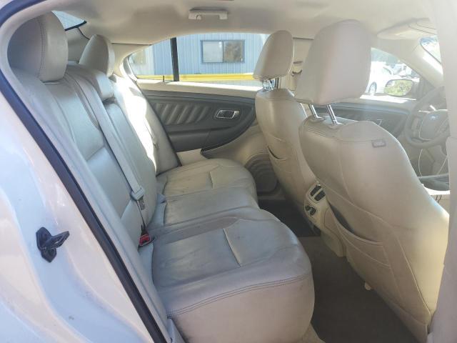 2012 Ford Taurus se