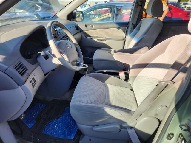 2007 Toyota Sienna CE