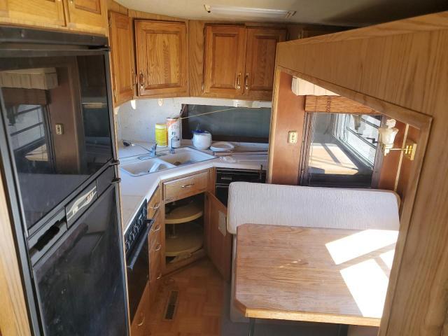 1990 Teton Trailers 5TH Wheel