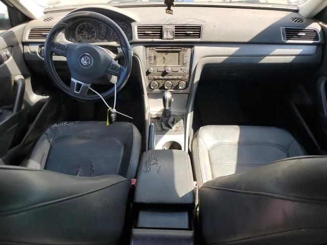 2014 Volkswagen Passat SE
