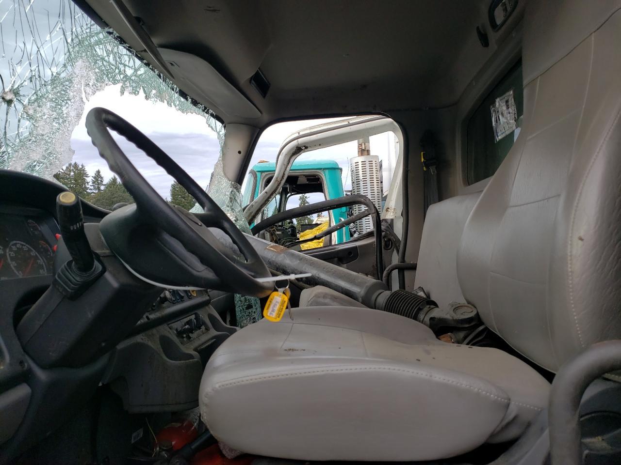 2021 Freightliner Business Class M2 Refrigerated BOX Truck