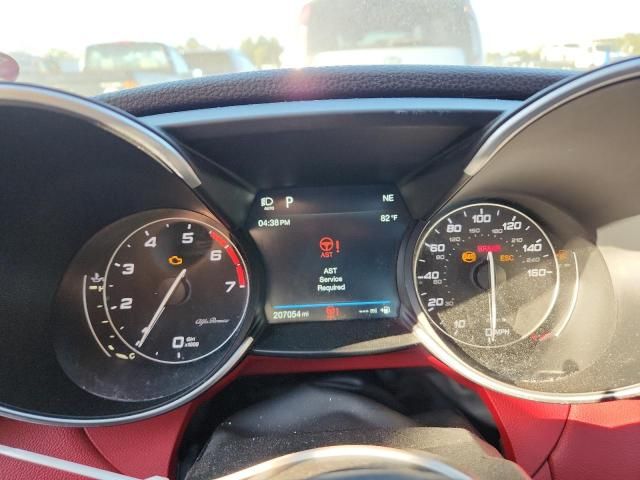 2017 Alfa Romeo Giulia Q4