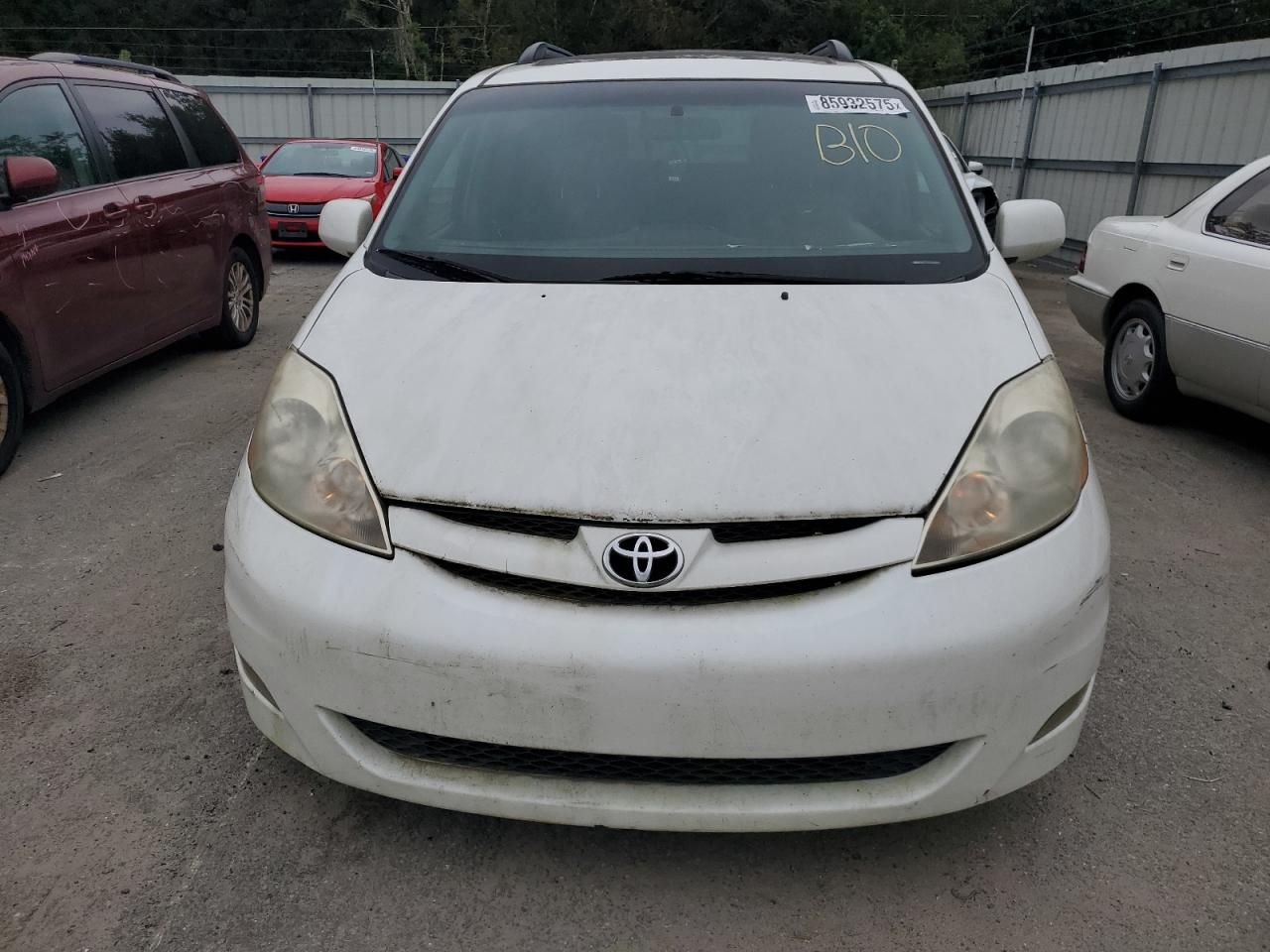 2010 Toyota Sienna xle