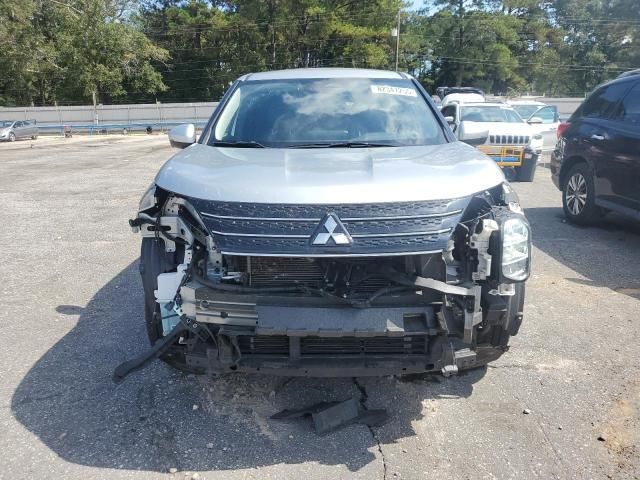 2023 Mitsubishi Outlander se