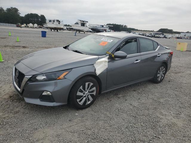 2022 Nissan Altima s