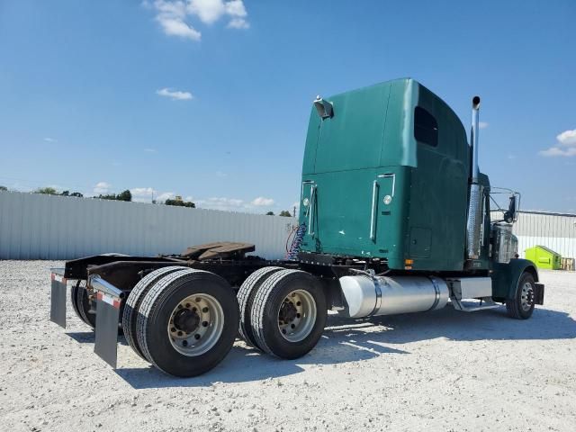 2001 Freightliner Convention Semi Truck