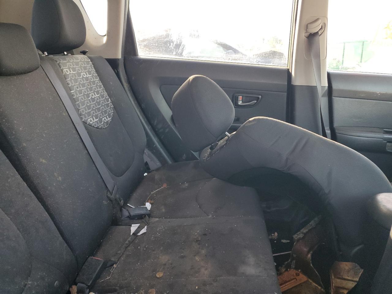 2011 KIA Soul +