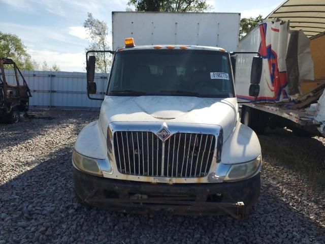 2003 International 4000 4300