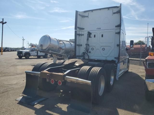 2019 Freightliner Cascadia 125 Semi Truck