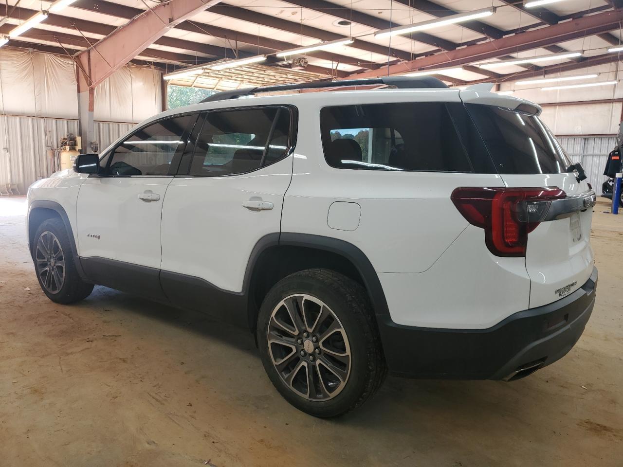 2020 GMC Acadia AT4