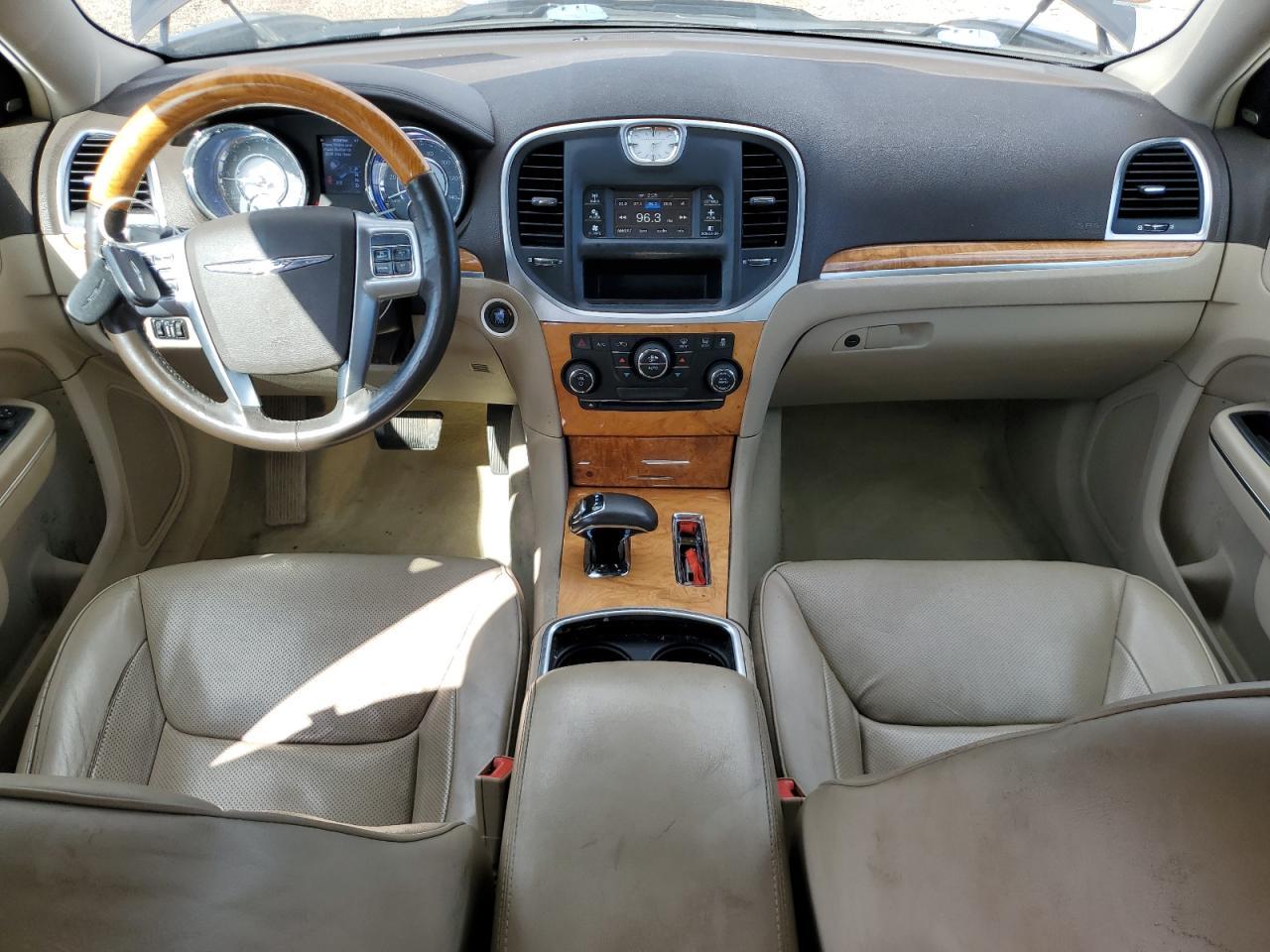2012 Chrysler 300 Limited