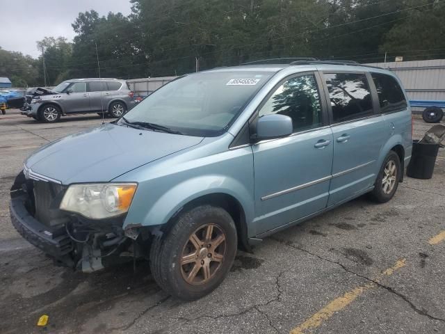 2009 Chrysler Town & Country Touring