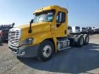 2014 Freightliner 2013 Freightliner Cascadia Semi Truck
