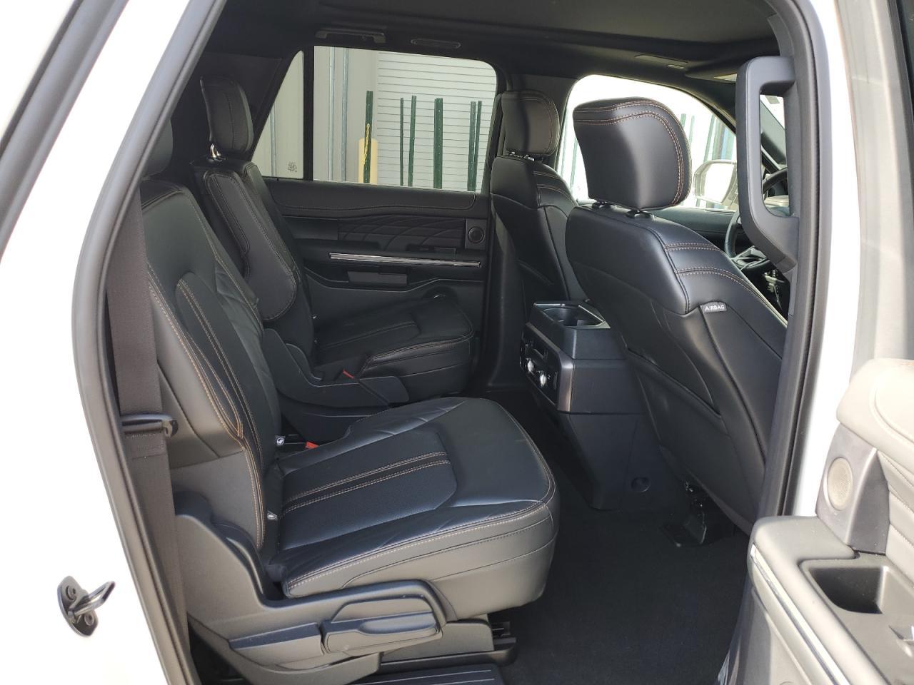 2024 Ford Expedition max Platinum