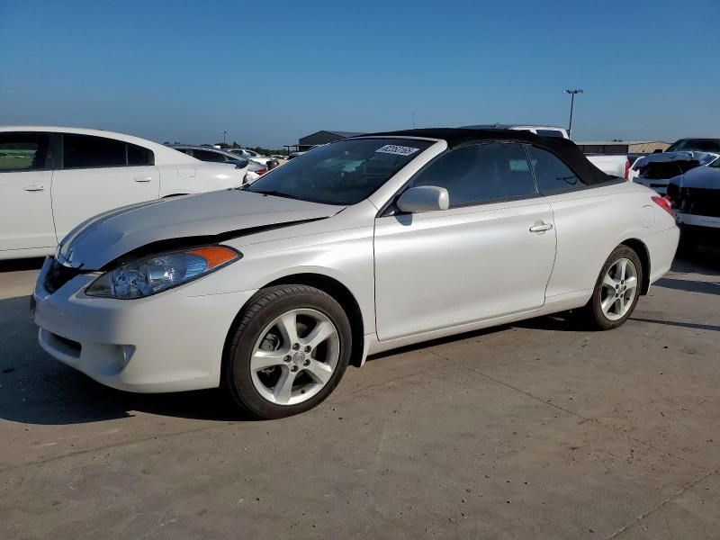 2005 Toyota Camry Solara SE