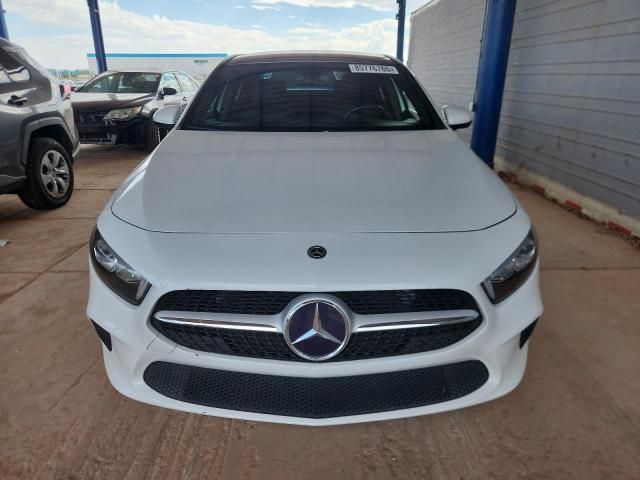 2020 Mercedes-Benz A 220
