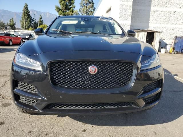 2017 Jaguar F-PACE Prestige