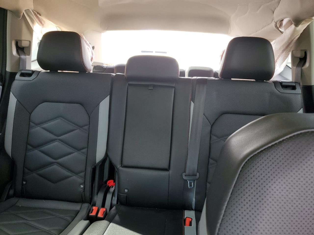 2024 Volkswagen Atlas Peak Edition se