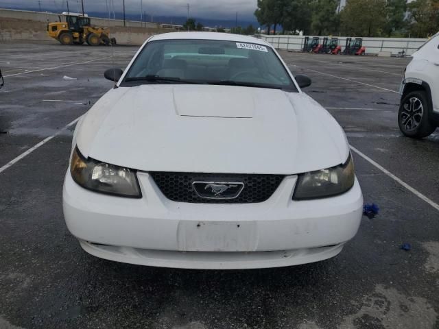 2004 Ford Mustang