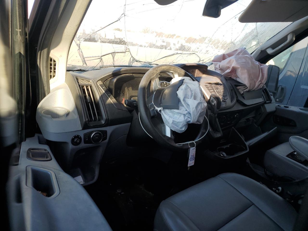 2018 Ford Transit T-250