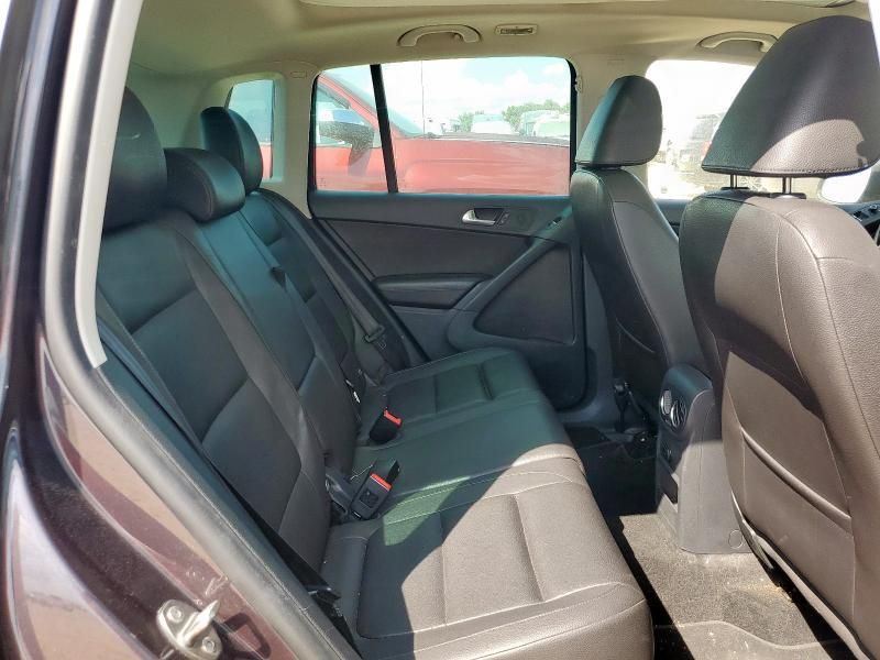 2016 Volkswagen Tiguan S