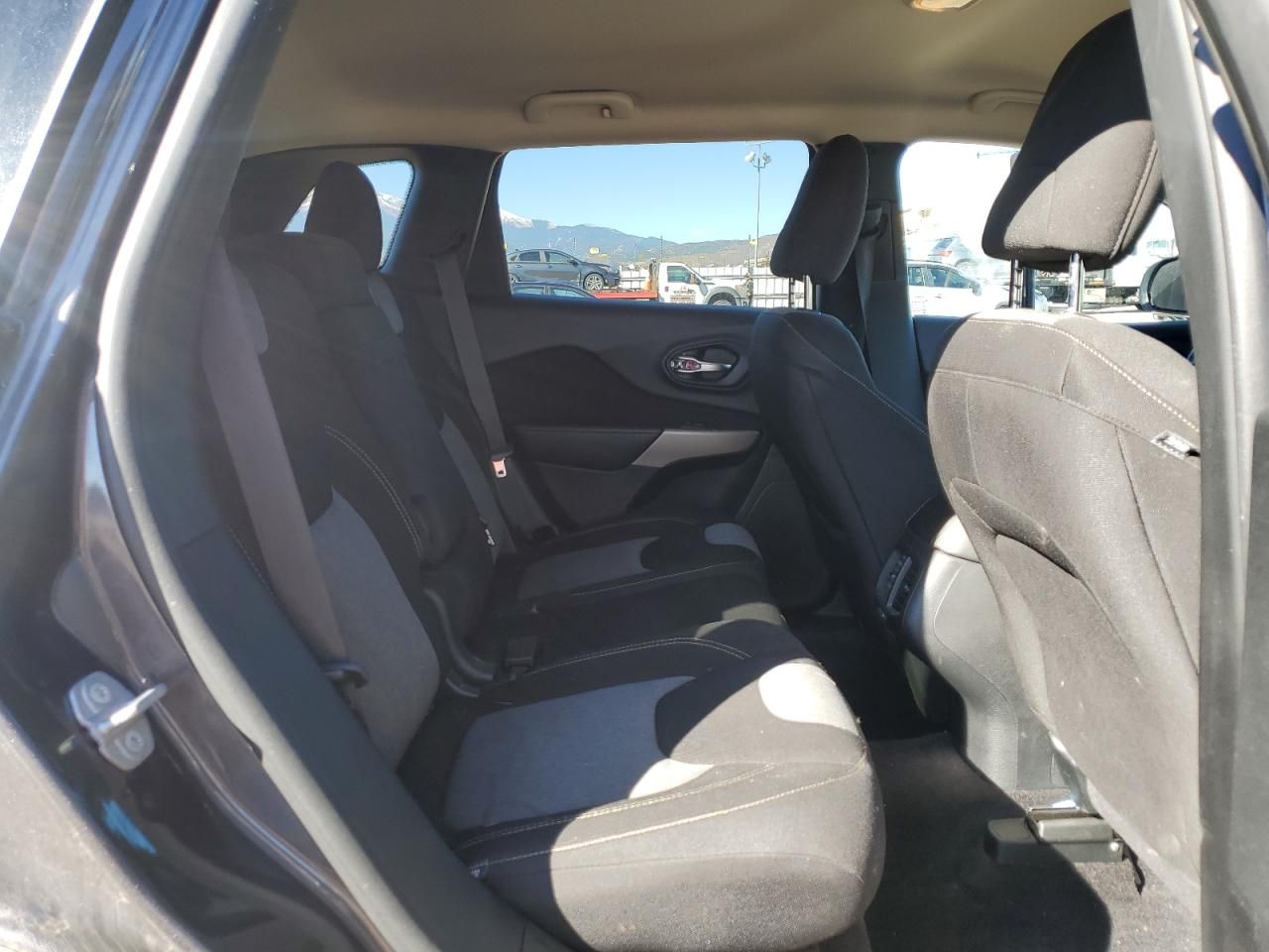 2018 Jeep Cherokee Latitude