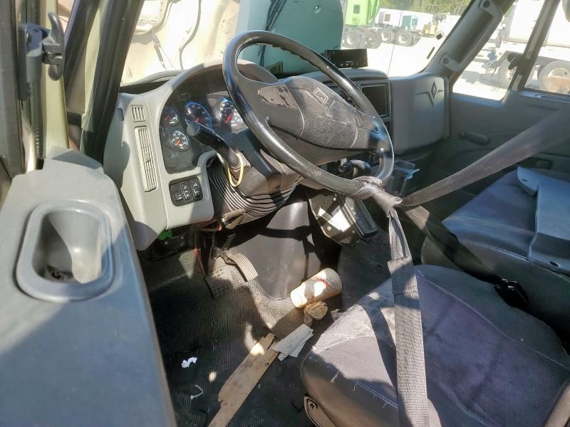 2019 International 4000 4300-BOX Truck
