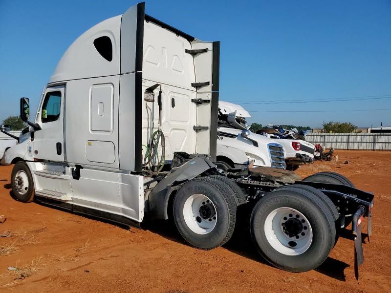 2022 Freightliner Cascadia 126 Semi Truck