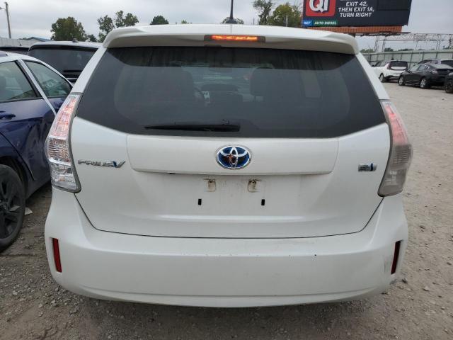 2013 Toyota Prius v Five