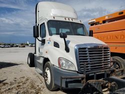 Salvage trucks for sale at Kansas City, KS auction: 2017 Freightliner Cascadia 113 Semi Truck