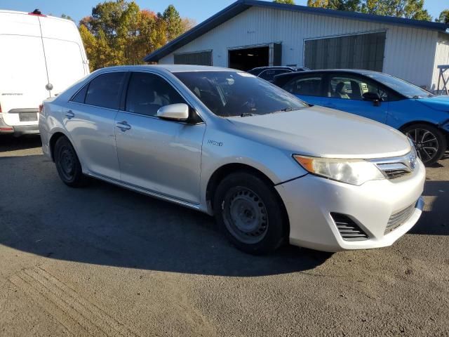 2014 Toyota Camry Hybrid