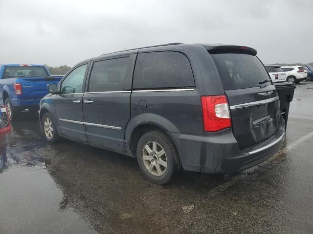 2012 Chrysler Town & Country Touring