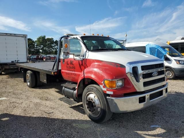 2004 Ford F650 Super