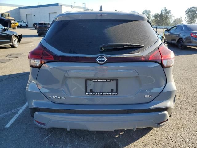 2023 Nissan Kicks sr