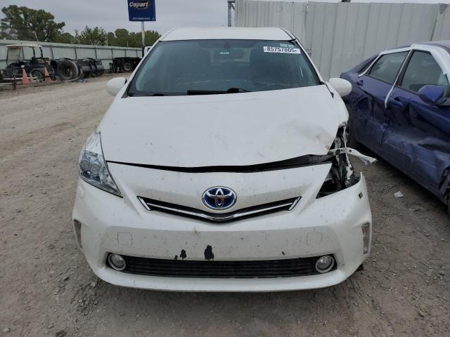 2013 Toyota Prius v Five