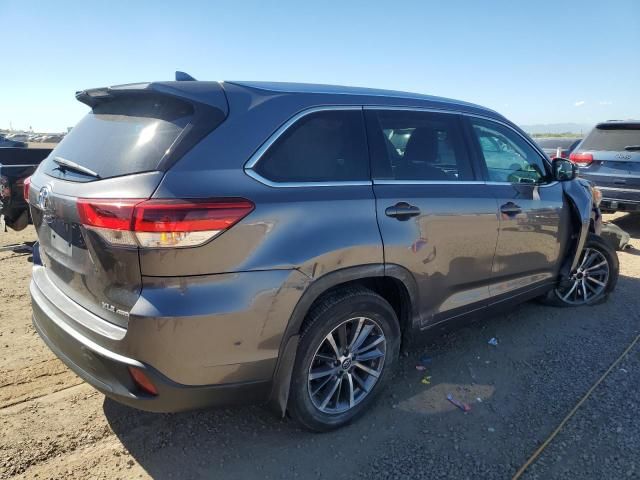 2018 Toyota Highlander SE
