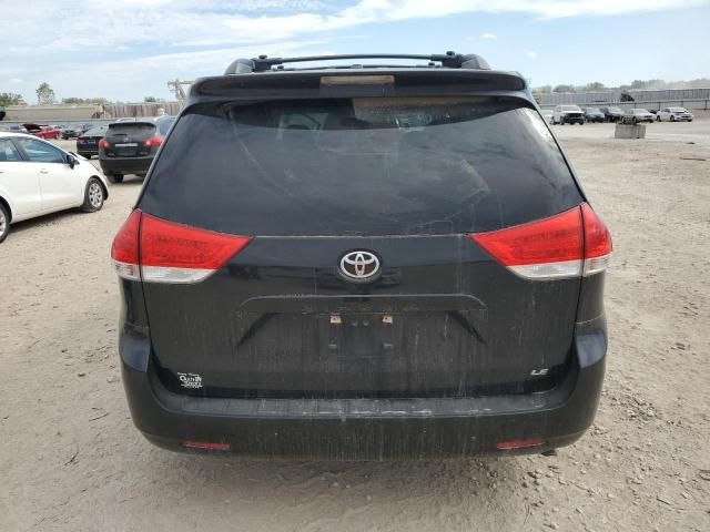 2011 Toyota Sienna LE