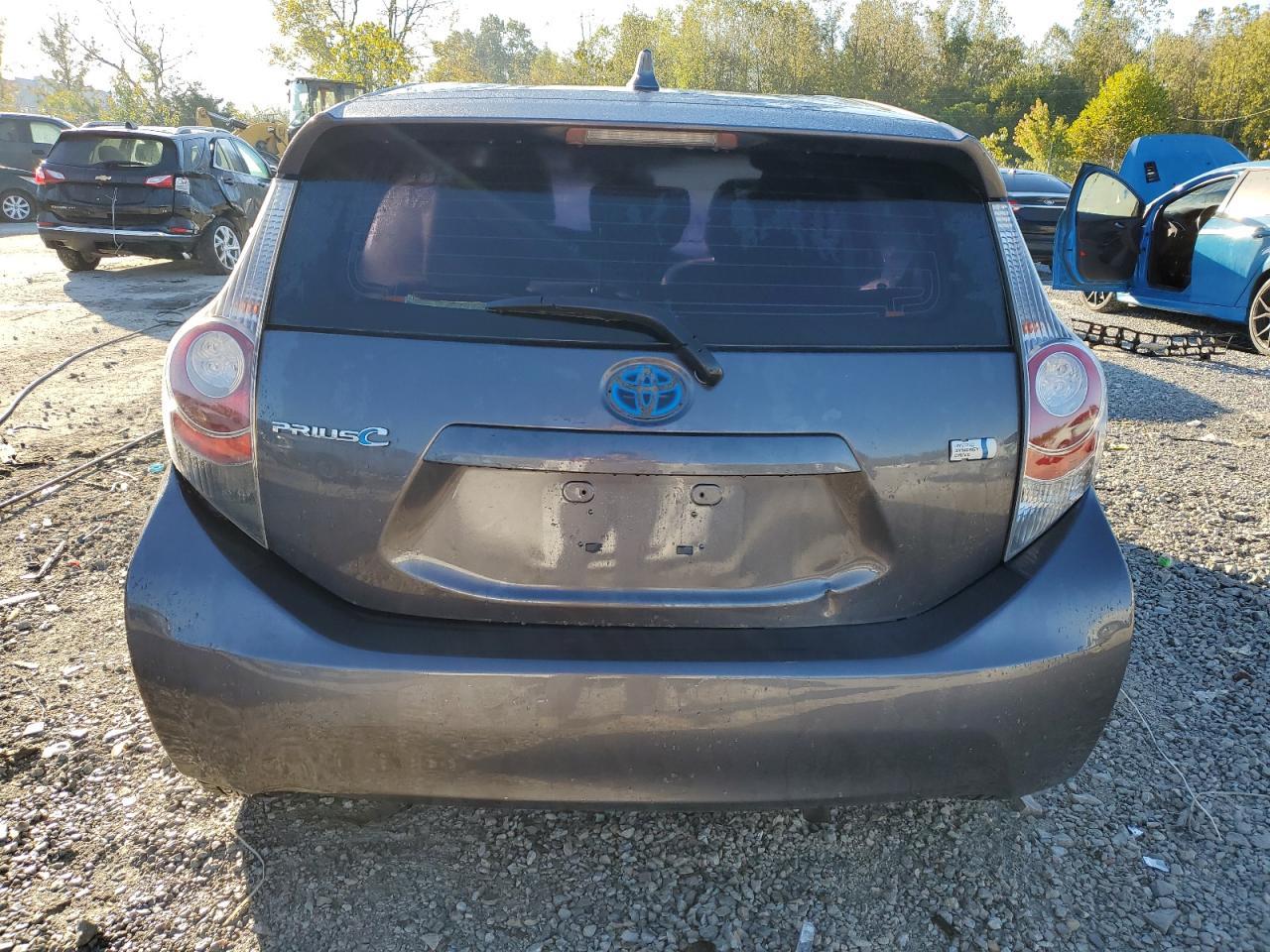 2016 Toyota Prius c two