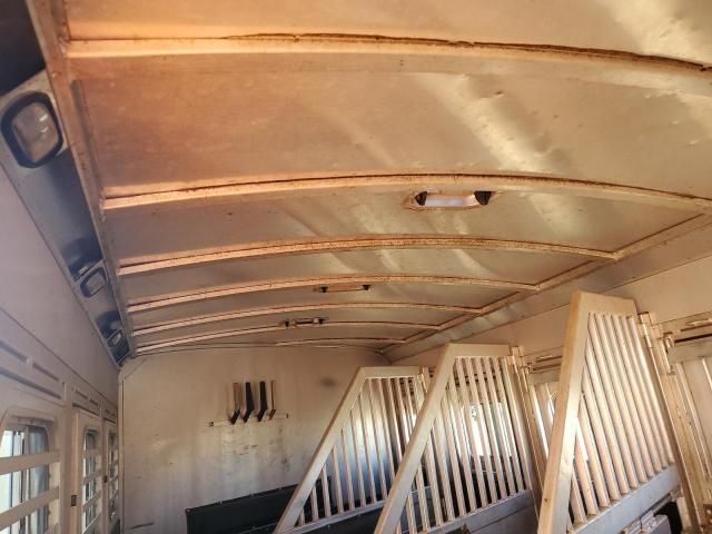 2010 Unknown 2010 Platinum Livestock Trailer