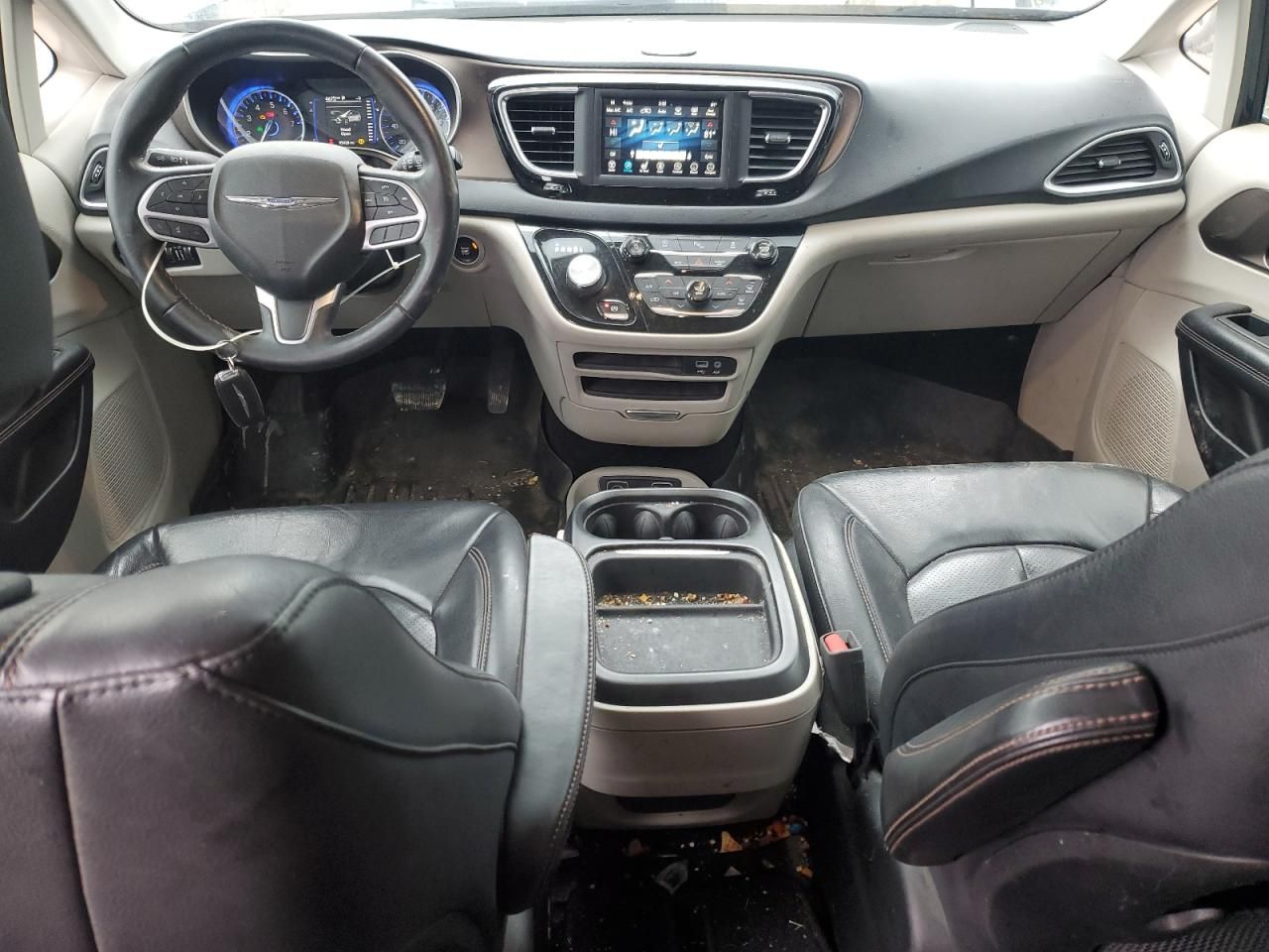 2018 Chrysler Pacifica Touring l