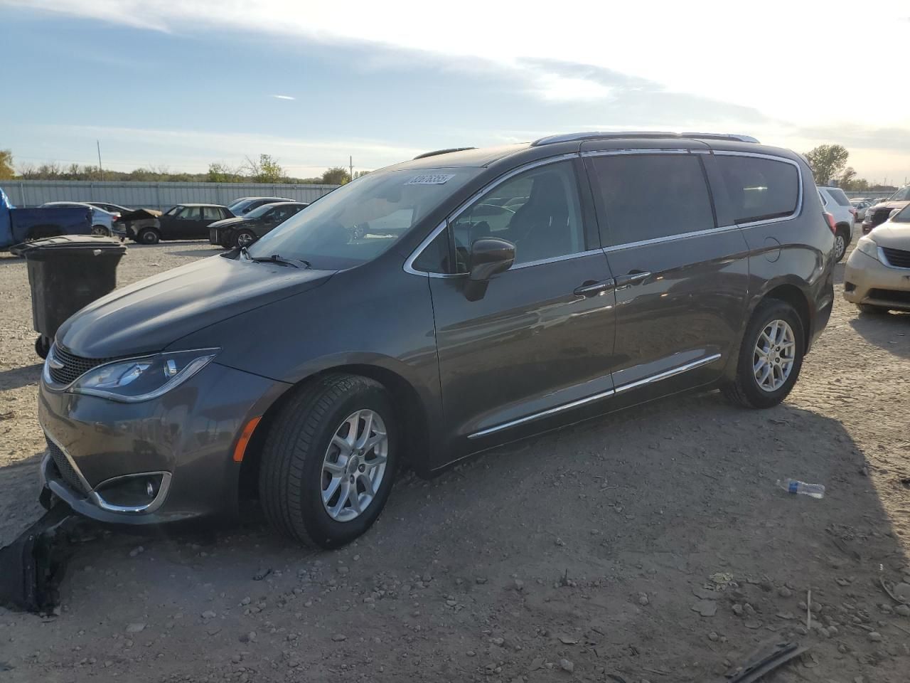 2020 Chrysler Pacifica Touring l