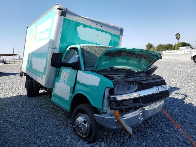 2020 Chev Rolet Express G4500