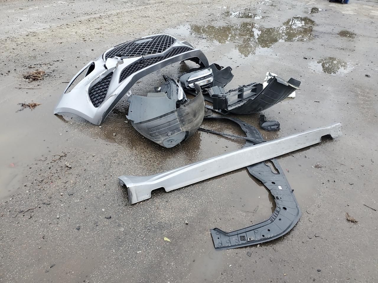 2022 Genesis G70 Base