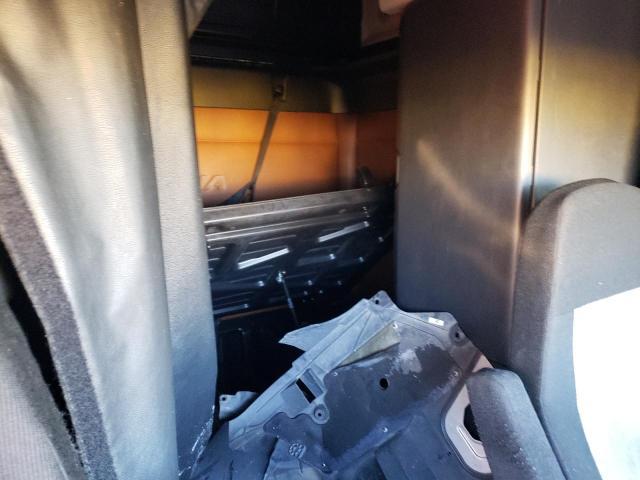 2020 Freightliner Cascadia 126 Semi Truck