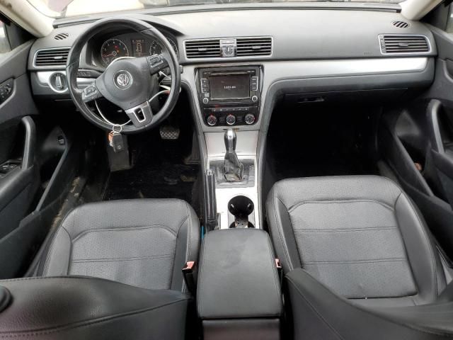 2013 Volkswagen Passat SE