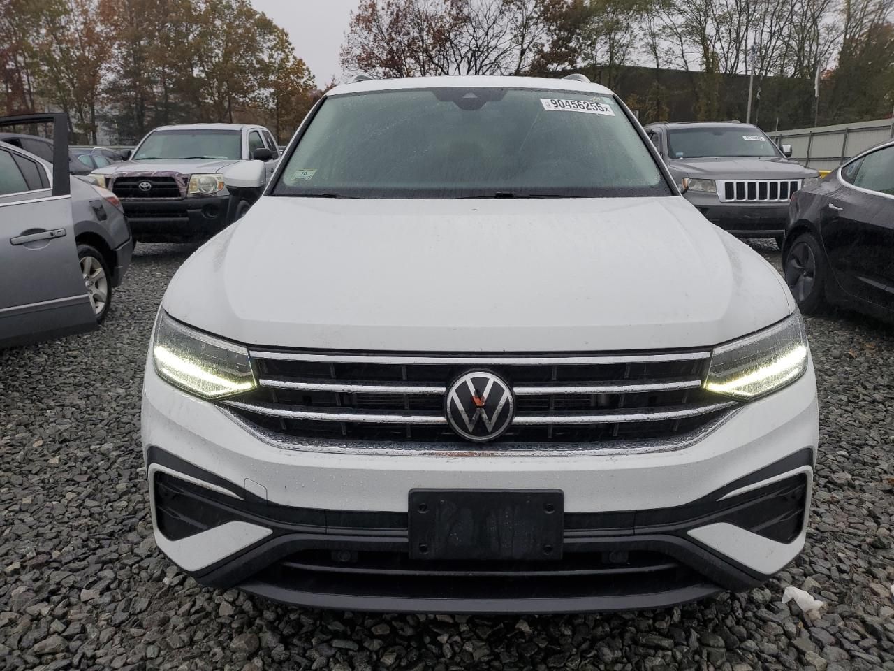 2022 Volkswagen Tiguan se