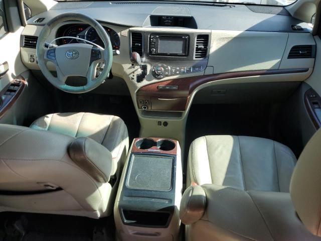 2013 Toyota Sienna XLE