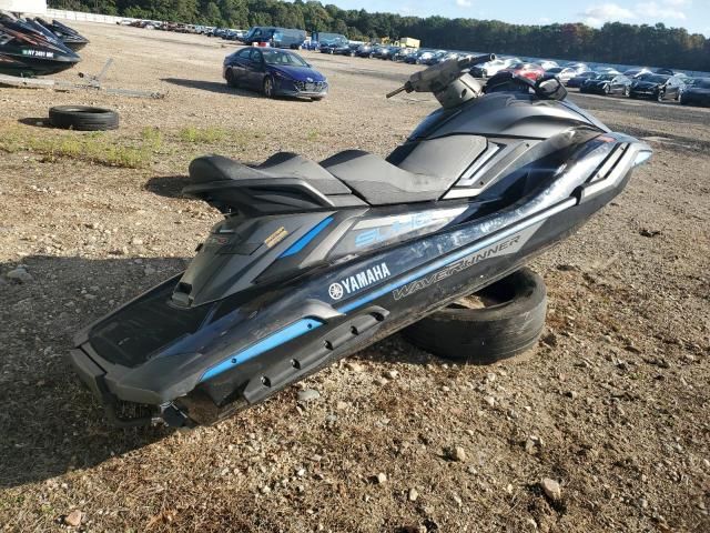 2020 Yamaha Svho Limited