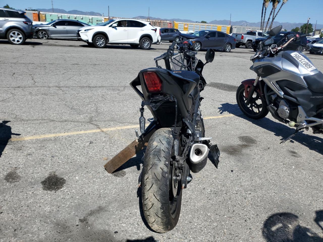 2025 Yamaha YFZ320 AC