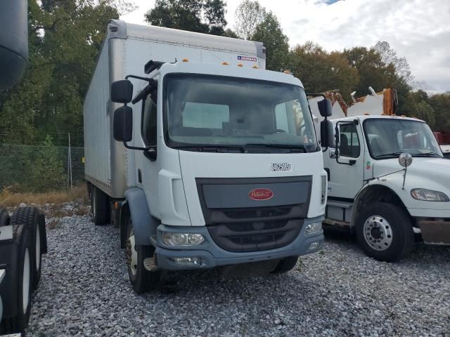 2017 Peterbilt 220